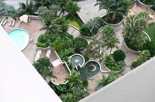 3rd image of 520 Brickell Key Dr APT A1510