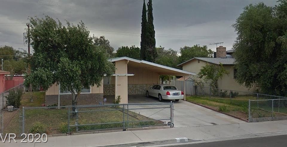 1st image of 2120 Valley Dr
