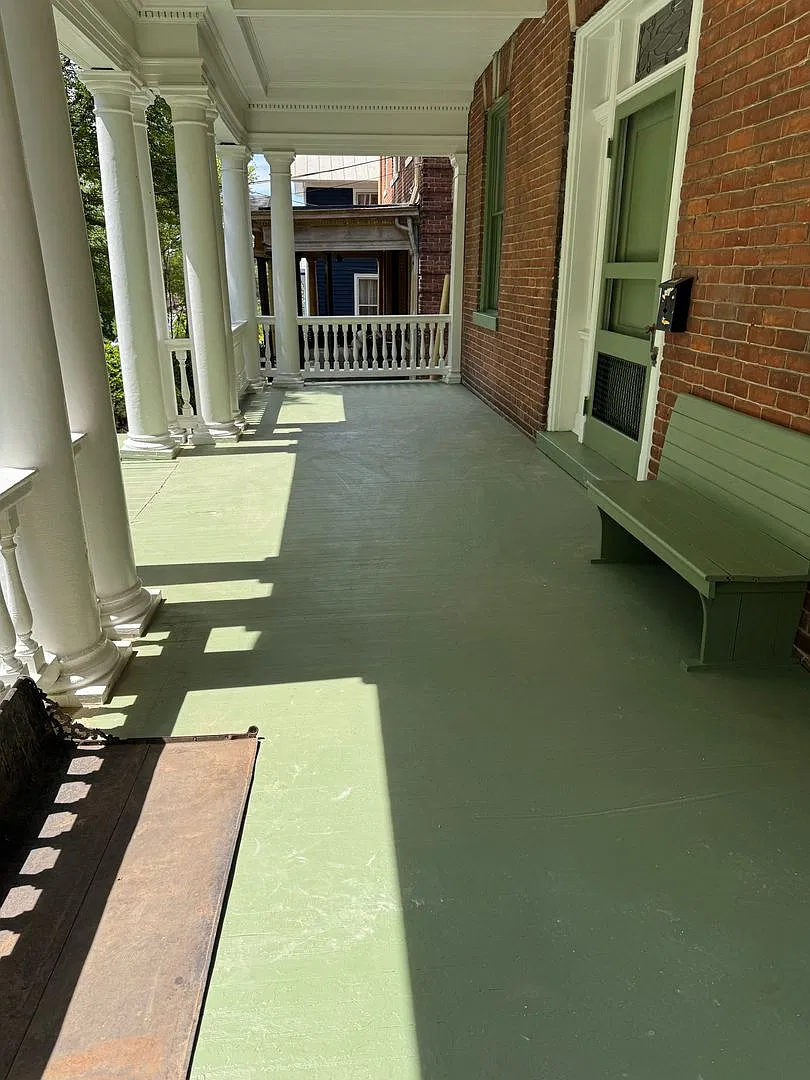 Clay St Apartments — Photo 3