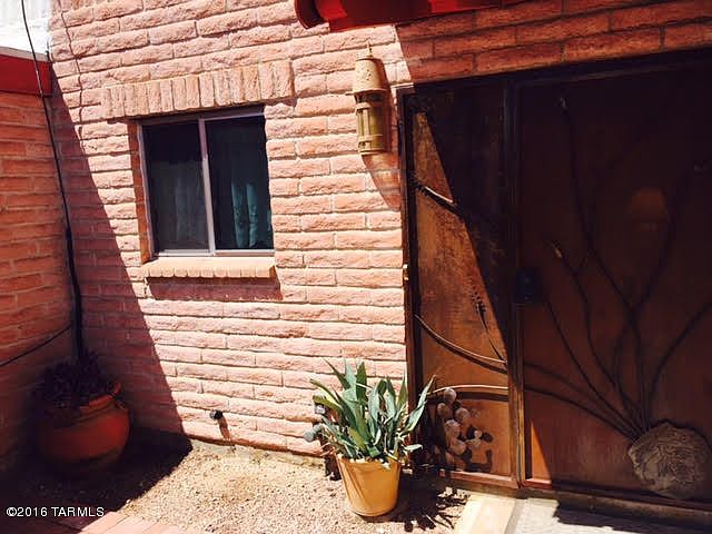1st image of 140 W Vista Grande Dr