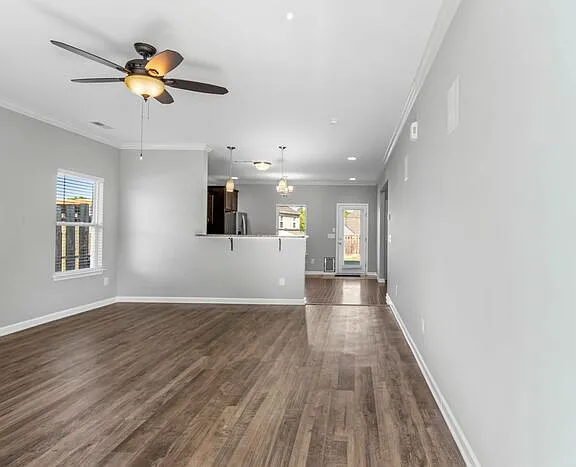 6903 Nellore St — Photo 2