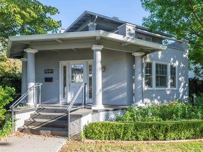 1001 42nd St, Sacramento, CA, 95819
