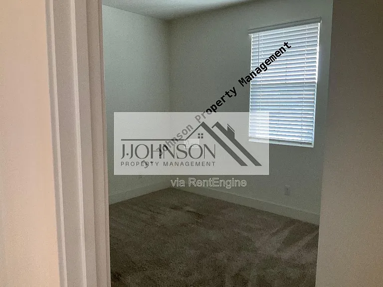 994 Osprey Dr — Photo 10