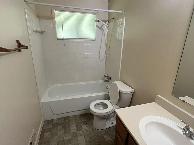 4324 Pinson Blvd — Photo 8