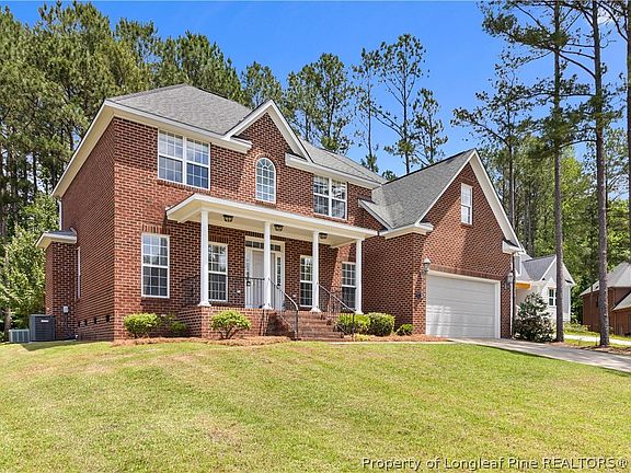 3rd image of 31 Pine Hill Ct