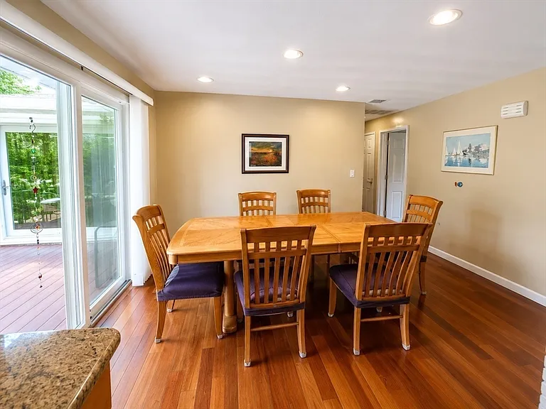 15 Leonard Rd — Photo 7