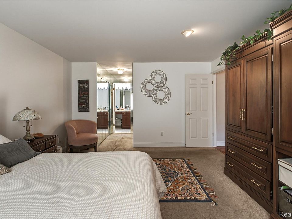 6646 Maple Lakes Dr, photo 20