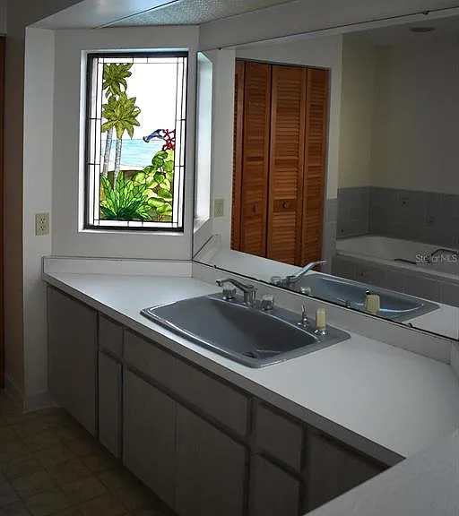 147 Hourglass Dr — Photo 17
