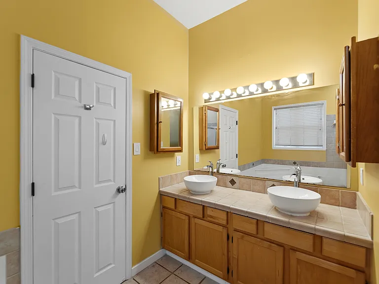 15452 Heath Cir — Photo 18