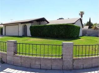 400 Newcomer Cir, Las Vegas, NV 89107