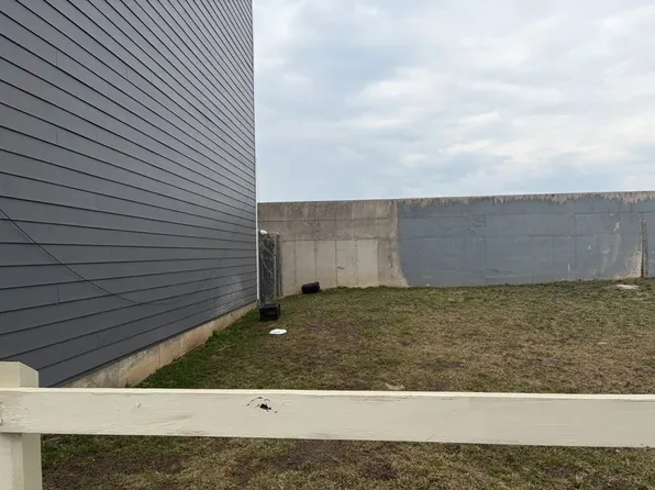 3030 N American St, Philadelphia, PA 19133