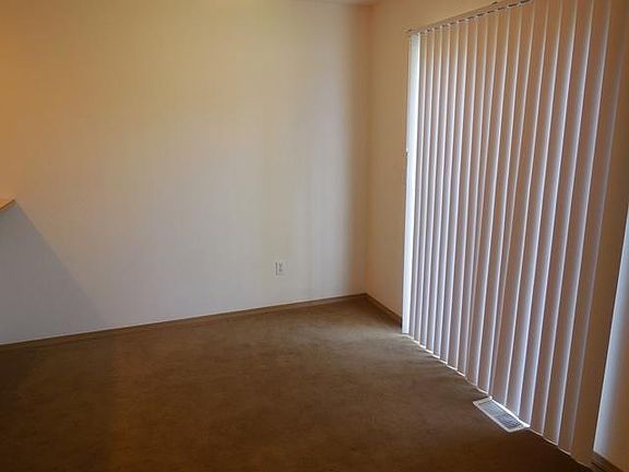 3rd image of 3309 186th Pl NE #3