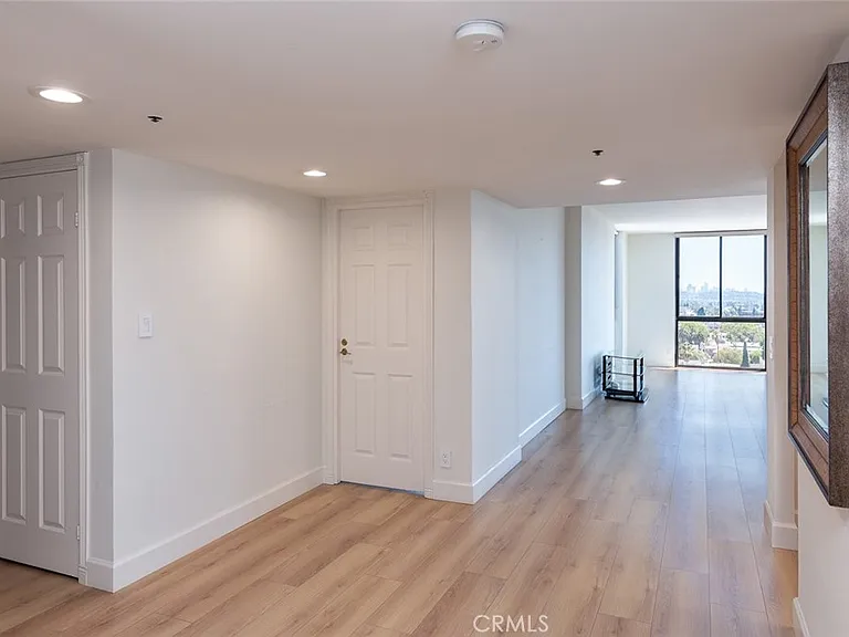 345 Pioneer Dr #1404 — Photo 7