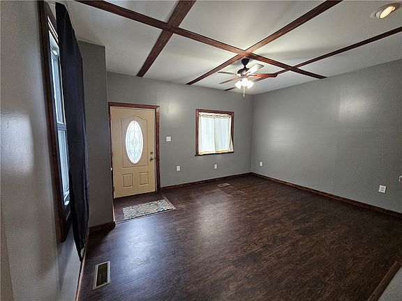 3rd image of 446 Ridge Ave