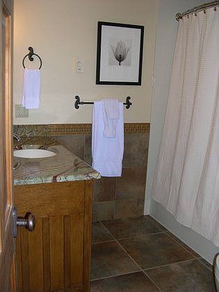 5th image of 5806 Palmer Ln