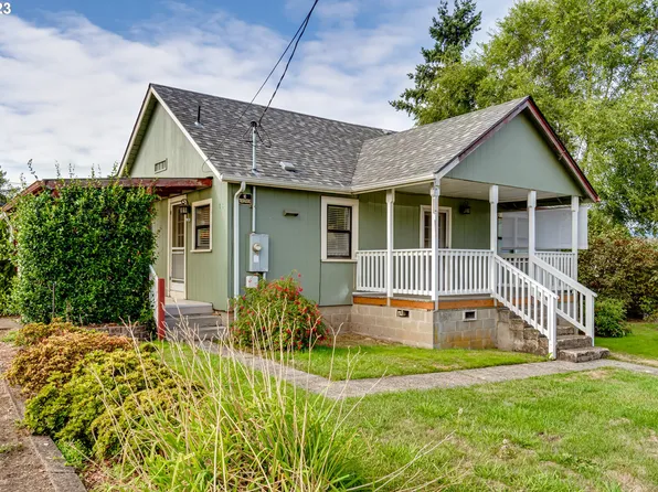 68 W 2nd St, Lowell, OR 97452