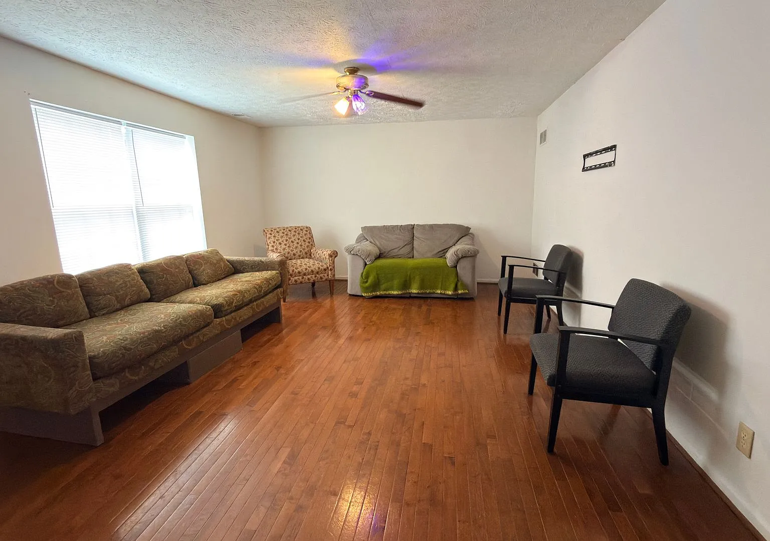 Spacious Two-Story Apartment Near Purdue! — Photo 3