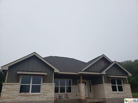 2nd image of 1620 Live Oak Dr