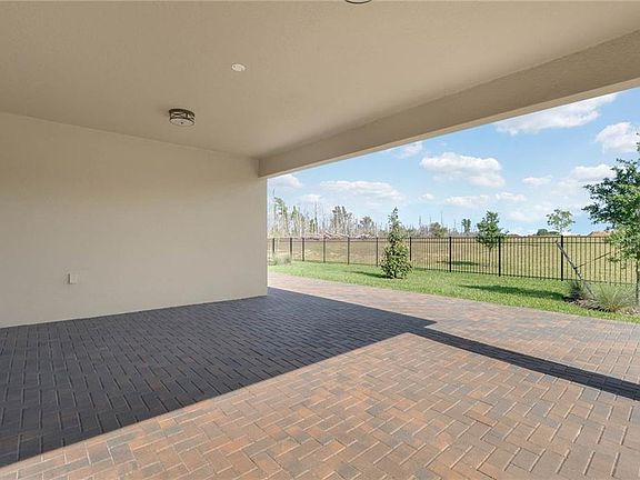3rd image of 14153 Larkspur Lake Dr