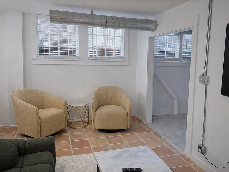 106 N Buchanan Blvd #1 — Photo 11