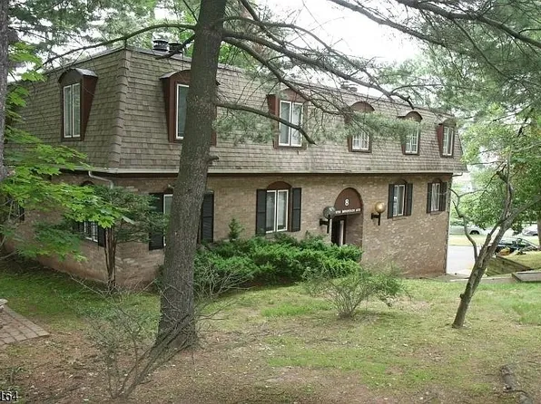 8 N Mountain Ave APT D, Montclair, NJ 07042