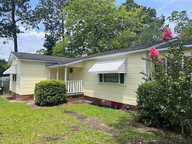 2nd image of 102 Roosevelt Dr