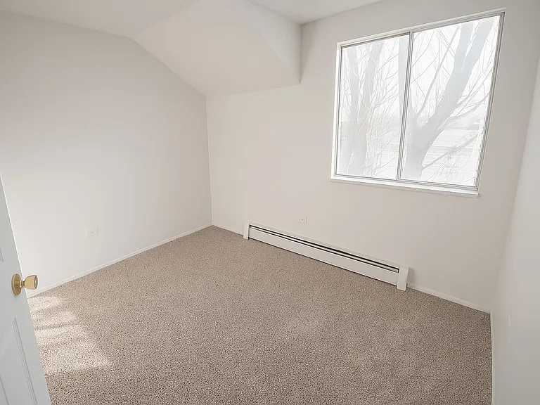 2851 Eliot Cir — Photo 14