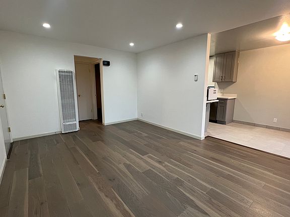5th image of 2900 Edison St APT 6