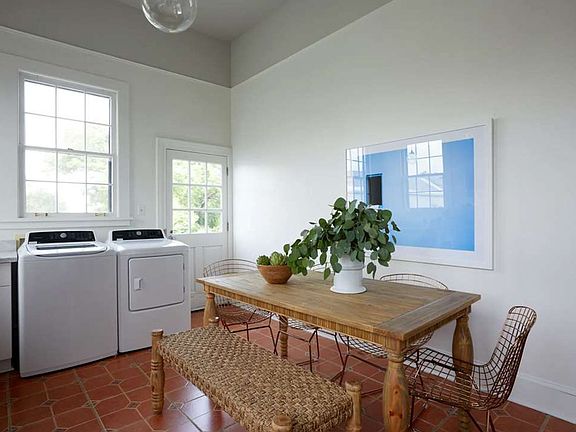 Laundry Room Cabinet