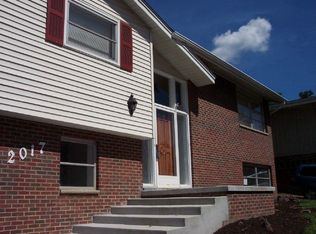 2017 Huber Rd, Charleston, WV 25314