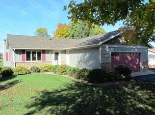 E11720 Gall Rd, Baraboo, WI 53913