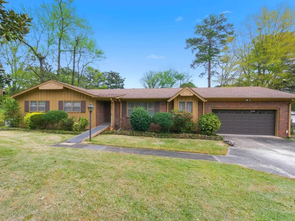 904 Sharp Dr, Birmingham, AL 35235