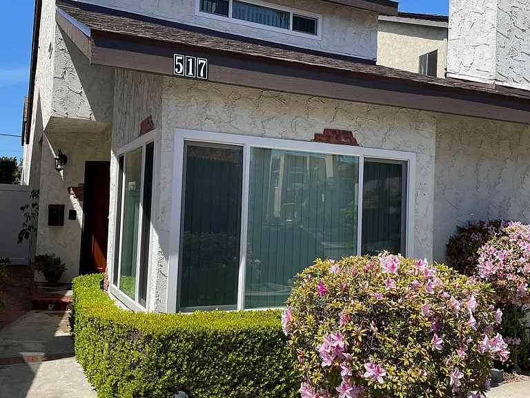 517 18th St — Photo 1