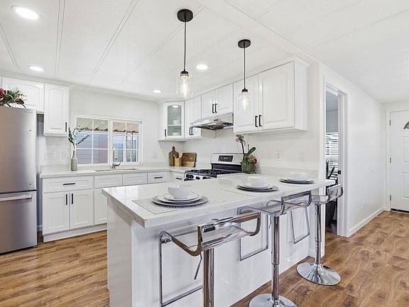 5th image of 555 Umbarger Rd #31