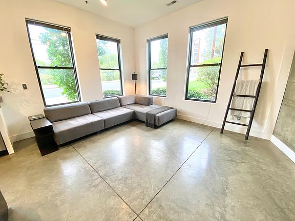 4th image of 1253 4th Ave S #1253