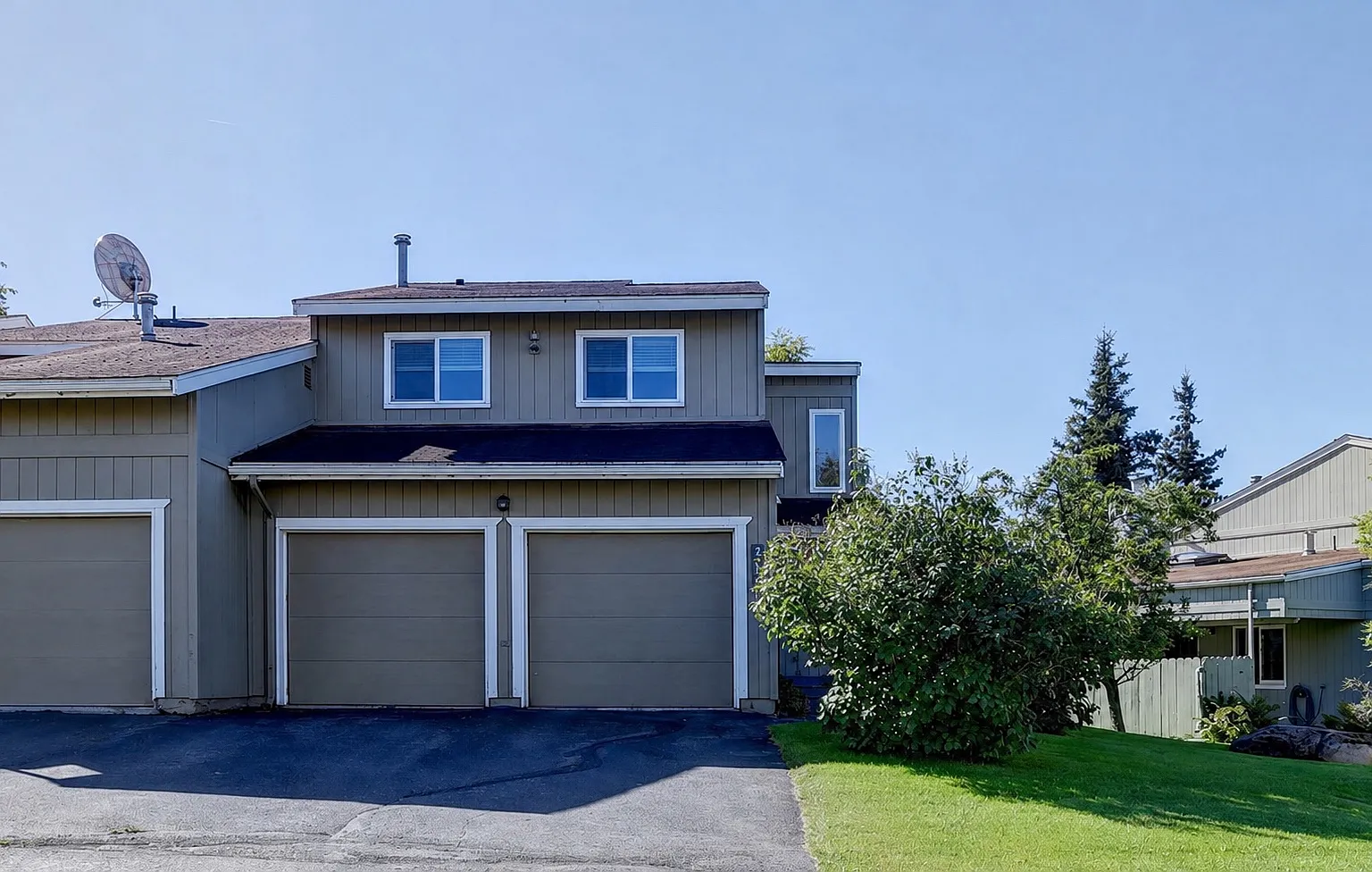 3 bed, 2.5 bath, 1494 sqft, $3,195 — Photo 1