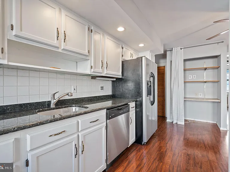 3319 Bowman St — Photo 10