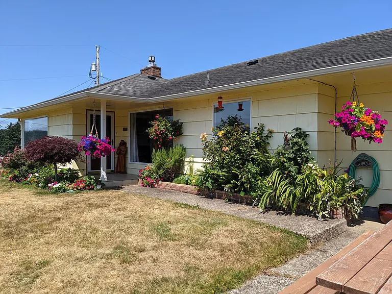 133 SE Yaquina View Dr — Photo 12