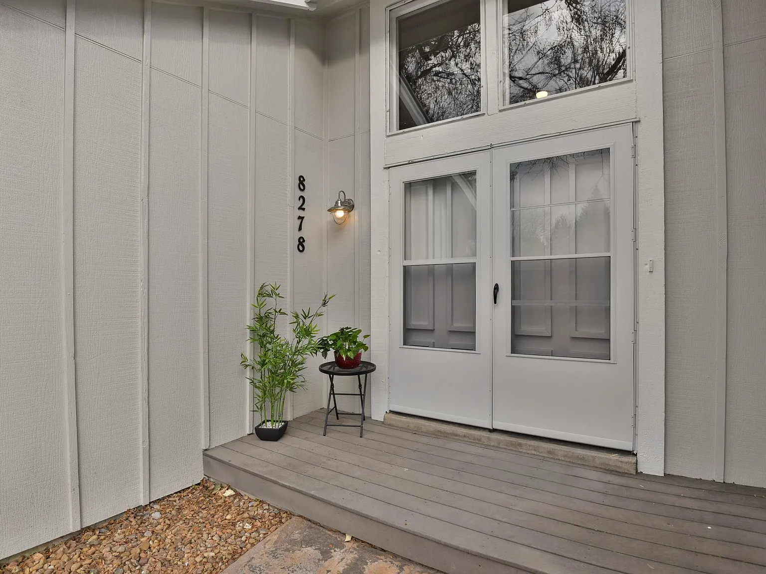 3 bed, 2400 sqft, $3,600 — Photo 2