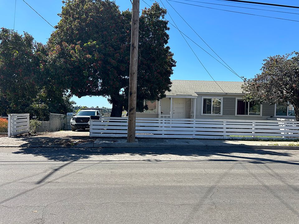 1st image of 2324 Langmuir St