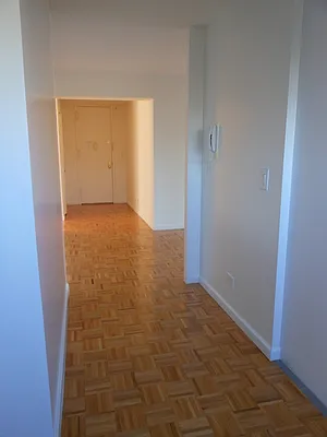 Rented by Realty Operations Group | media 1