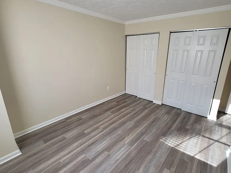 26 Sylvan Park Ct — Photo 35