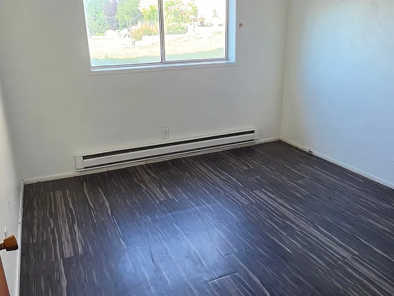 310 Moonlite Dr #32 — Photo 2