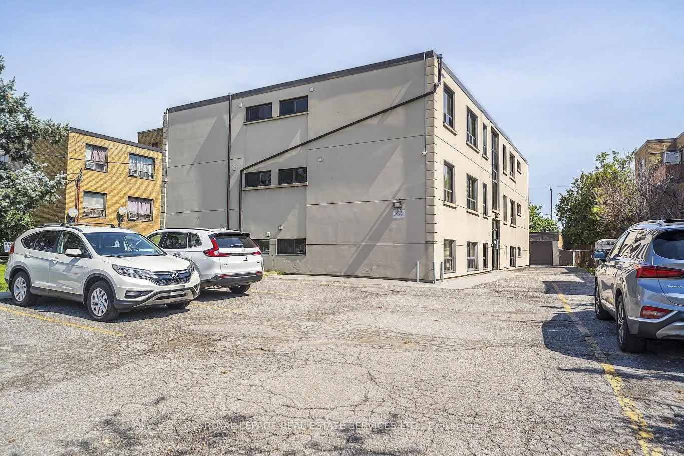 2 bed, $2,295 — Photo 4