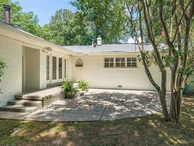4323 Chickasaw Cv — Photo 7