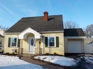 104 Chimayo Rd, Rochester, NY 14617