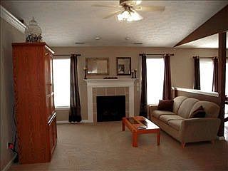 4th image of 3997 Druze Ave