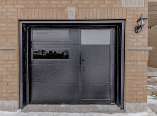 5844 Gant Cres #BASEMENT, Mississauga, ON L5V2T5