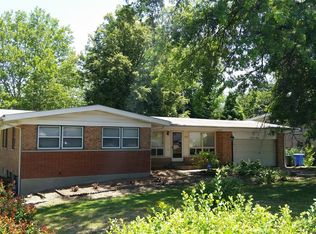 2100 S New Florissant Rd, Florissant, MO 63031