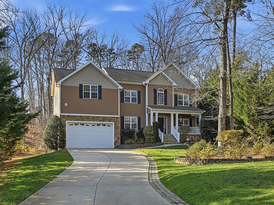 1st image of 302 Brook Chase Ln